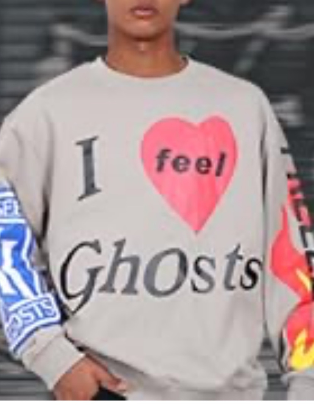 I Feel Ghosts Graphic Crewneck Sweatshirt - Gray with Red Heart NWT XXL